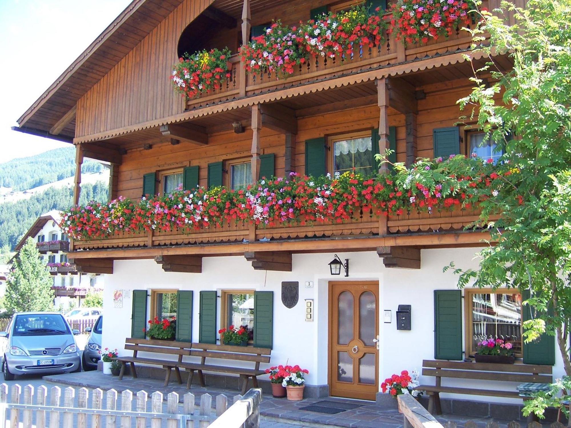 Obersanterhof Villa Sexten Bagian luar foto